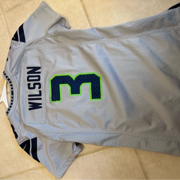 Seahawks Russell Wilson jersey - Picture 6 of 6